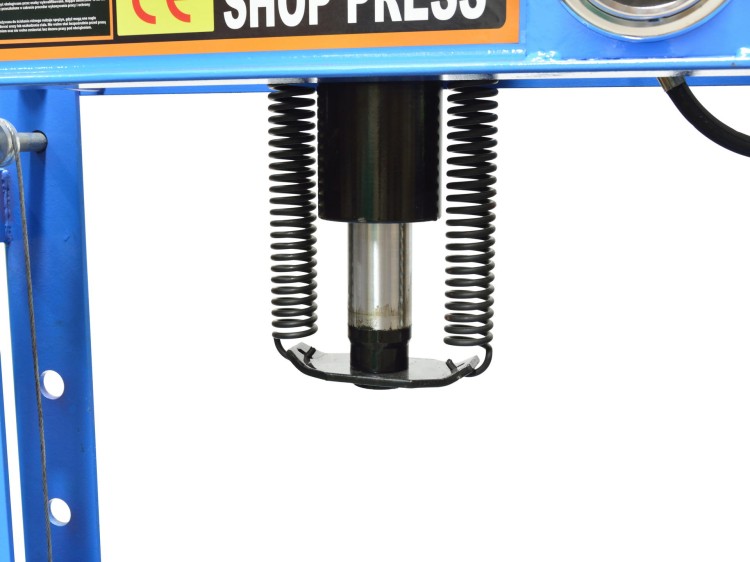32997_6235